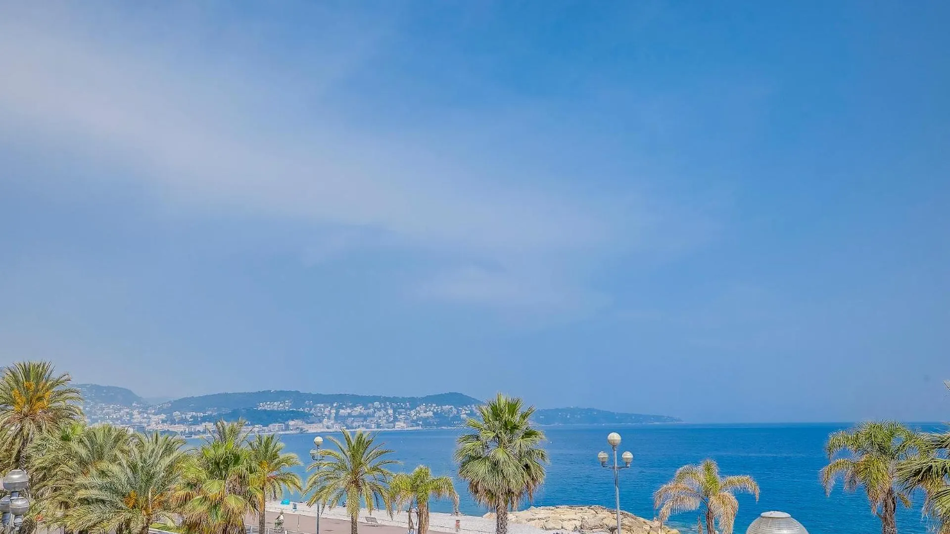 Nice Apartment With Sea View On Promenade Anglais 0*,  Frankrig
